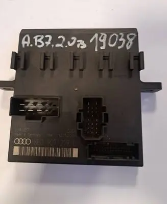 Audi A4 S4 B7 8E 8H Comfort/convenience module 8E0907279L