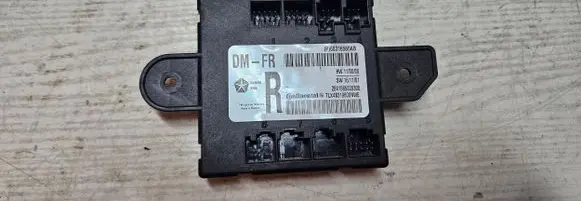 Chrysler Pacifica Door control unit/module 68316560AB