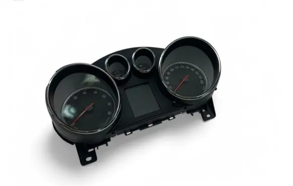 Opel Astra J Speedometer (instrument cluster) 13355674