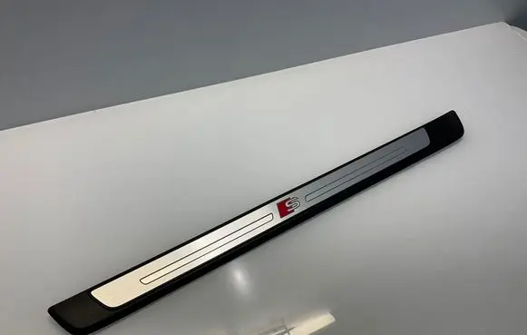 Audi e-tron Front sill trim cover 4KE947417A A472165 130220