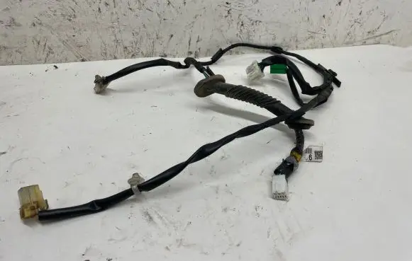 Subaru Forester SG Rear door wiring loom