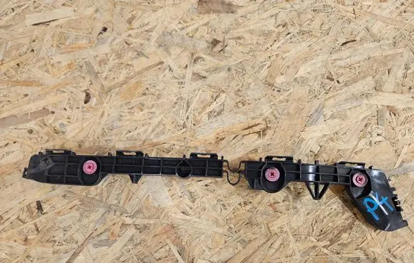 Toyota Prius (XW50) Rear bumper mounting bracket 52576-47040