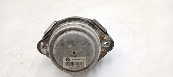 BMW X5 E53 Engine mount bracket 6758444