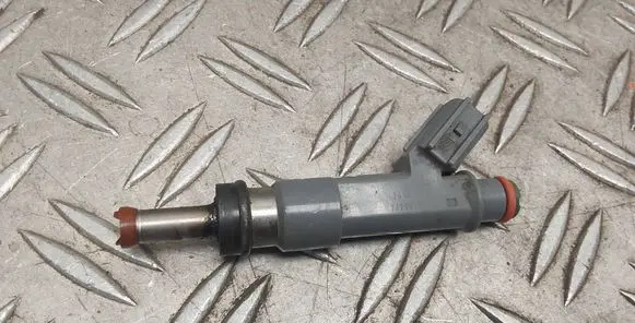 Toyota Corolla E210 E21 Fuel injector 232500T110