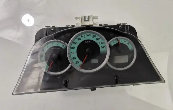 Toyota Corolla Verso AR10 Speedometer (instrument cluster) 838000F041