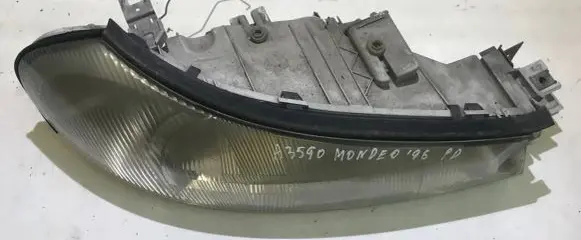 Ford Mondeo MK II Headlight/headlamp 1305235323