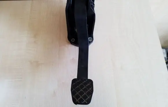 Clutch pedal