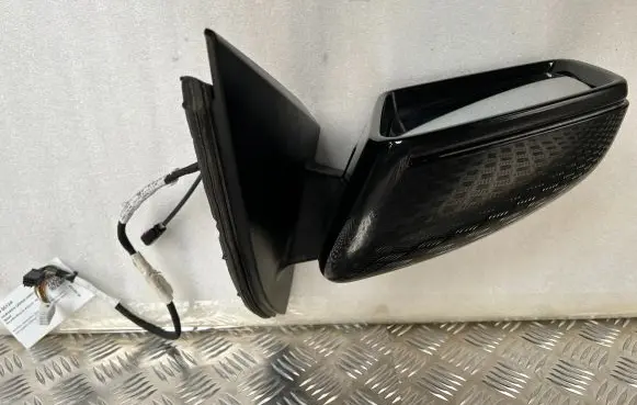 Mercedes-Benz GL X166 Front door electric wing mirror A1668106316