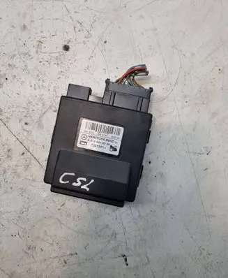 Mercedes-Benz CLS C219 Tailgate/trunk control unit/module A2198200526 73673711