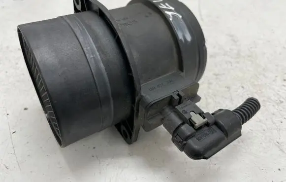 Volkswagen Jetta VI Mass air flow meter 0281002956 03L906461A