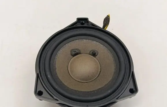 Mercedes-Benz C W205 Parcel shelf speaker A2228200602