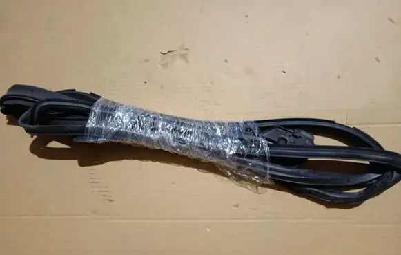Subaru Ascent Rubber seal rear door 63512XC01A 63512XC01B 63512XC01C