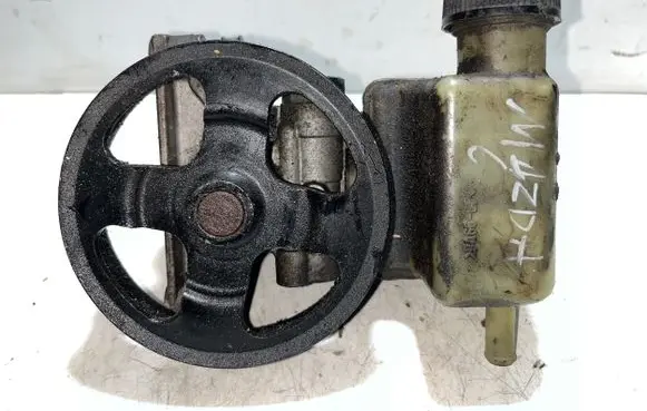 Mazda 6 Power steering pump