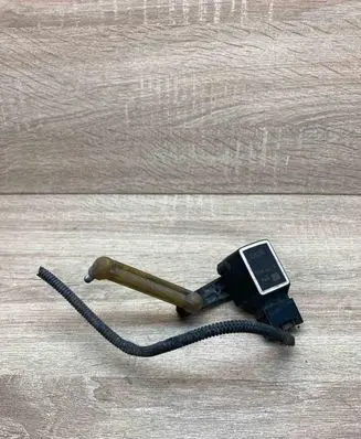 BMW X3 E83 Headlight/headlamp level sensor 6778810