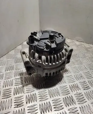 Mercedes-Benz Vito Viano W639 Generator/alternator 0124425077 A0141542702