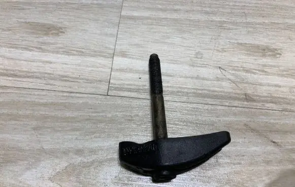 Peugeot Expert Fuel Injector clamp holder 9674341880