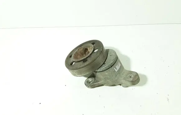 Toyota Avensis T250 Generator/alternator belt tensioner 
