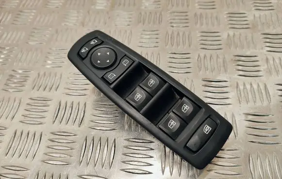 Renault Laguna III Electric window control switch 809610006R 113006H