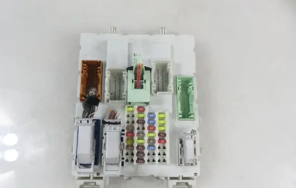 Ford Focus Central body control module F1FT14A073BF