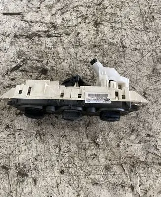 Ford Focus C-MAX Climate control/heater control trim 