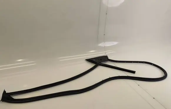 Audi A5 8T 8F Rubber seal front coupe door 8T0837911