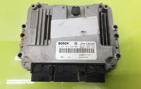Renault Scenic II - Grand scenic II Engine control unit/module 0281012589