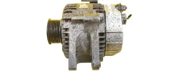 KIA Sorento Generator/alternator 373004A300 D4CB