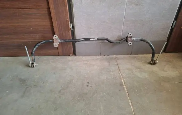 Seat Leon (1P) Front anti-roll bar/sway bar 1K0411303BJ