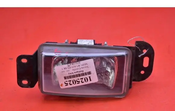 Toyota Corolla E120 E130 Front fog light 81220-02051