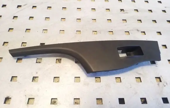 Hyundai i40 Rear door window switch trim 