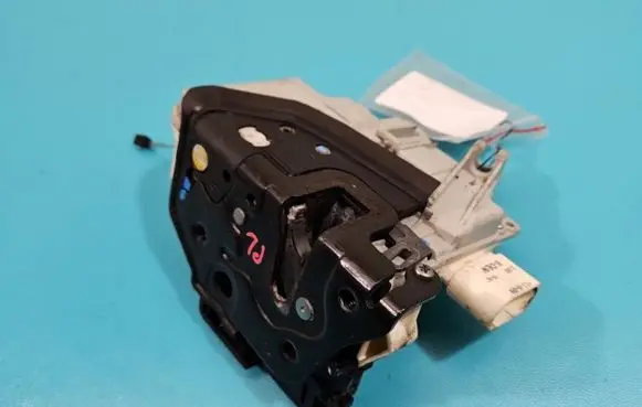 Seat Altea Front door lock IMPRK1422829