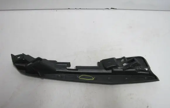 Renault Austral Front bumper mounting bracket 622238830R