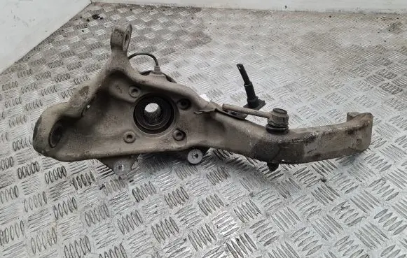 BMW X5 E70 Front wheel hub