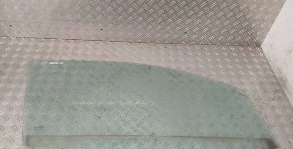 Toyota Aygo AB40 Front door window glass four-door 