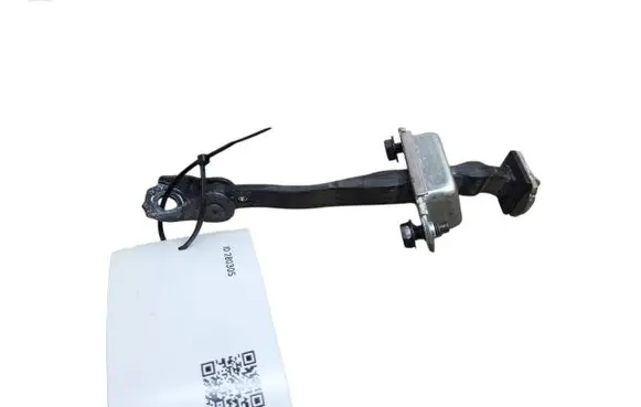 Nissan Leaf I (ZE0) Rear door check strap stopper
