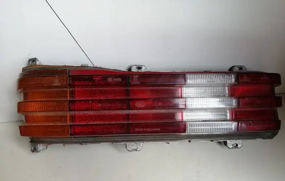 Mercedes-Benz W123 Rear/tail lights
