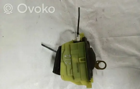 Mercedes-Benz E W212 Gear shifter/selector A2042676324 204267003