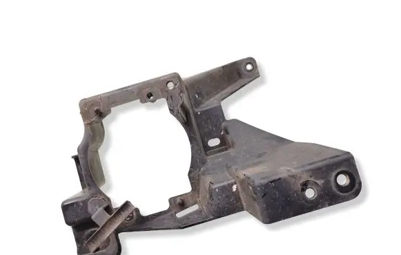 Ford Mondeo MK V Fog light bracket DS7315267B