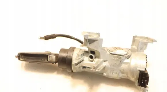 Volkswagen Jetta VI Ignition lock 1K0905865