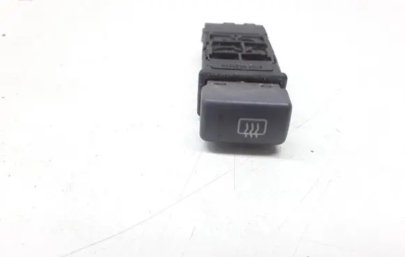Land Rover Freelander Windscreen/window heater switch YUE100540KML