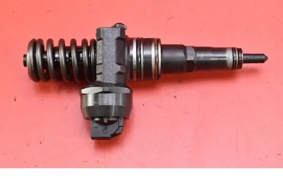 Volkswagen Sharan Fuel injector 038130073AK