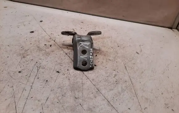 Toyota Avensis T250 Front door upper hinge