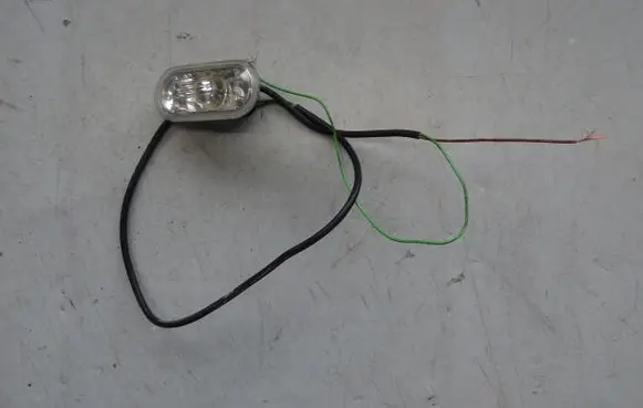 Volkswagen PASSAT B5.5 Front bumper turn signal 1J0949117