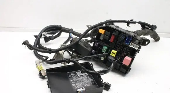 Mitsubishi Outlander Fuse box set