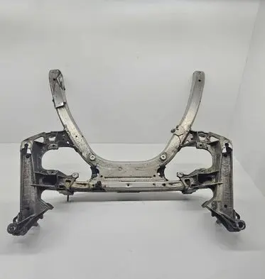 BMW 5 E60 E61 Front subframe 6759462 23781010