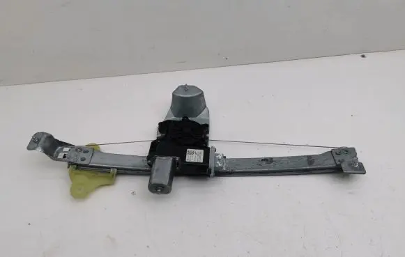 Renault Zoe Front door window regulator with motor 9030320C 12800149201
