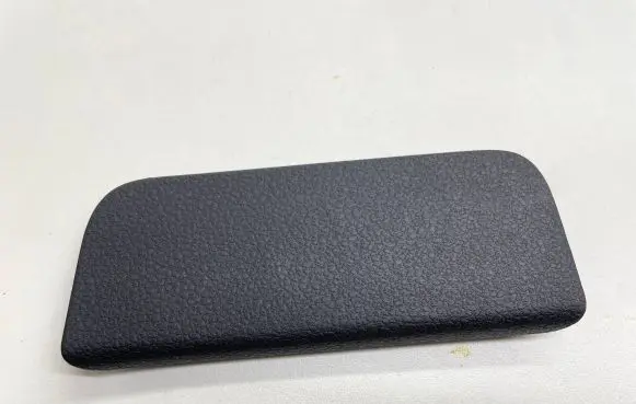 Volkswagen Tiguan Rear light trim 5N0867658