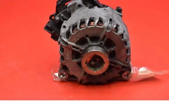 Citroen C4 II Picasso Generator/alternator 967575368004