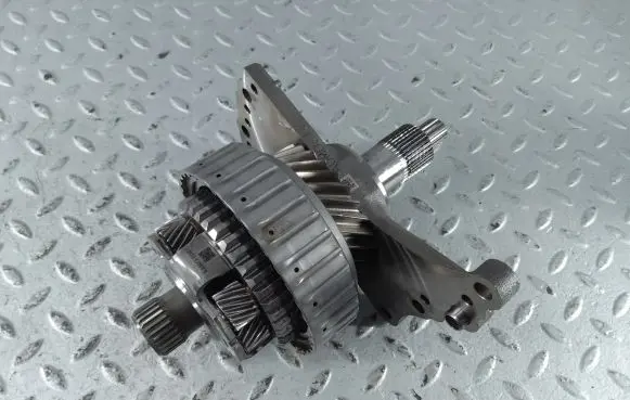 Toyota Yaris XP210 Other gearbox part 30400K0030 201128T3 20L11121425
