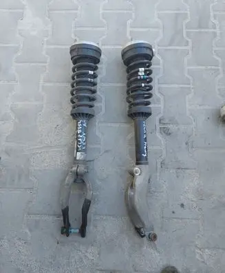 Land Rover Range Rover Velar Front shock absorber/damper J8A218B036BB